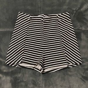 High rise soft shorts